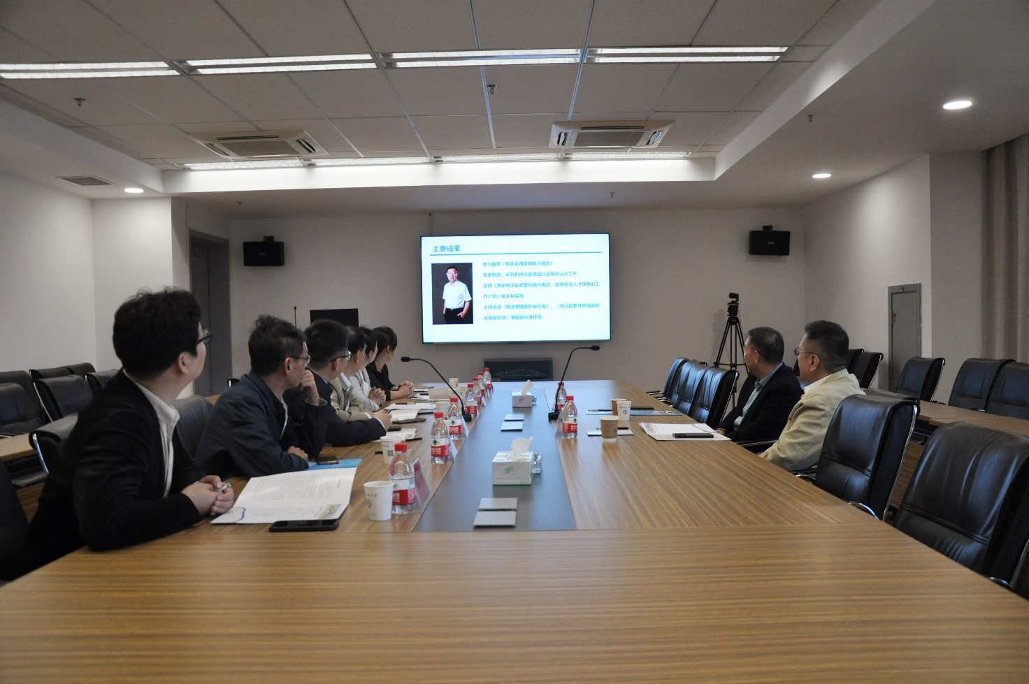 1698049700813135.jpg 物流.jpg