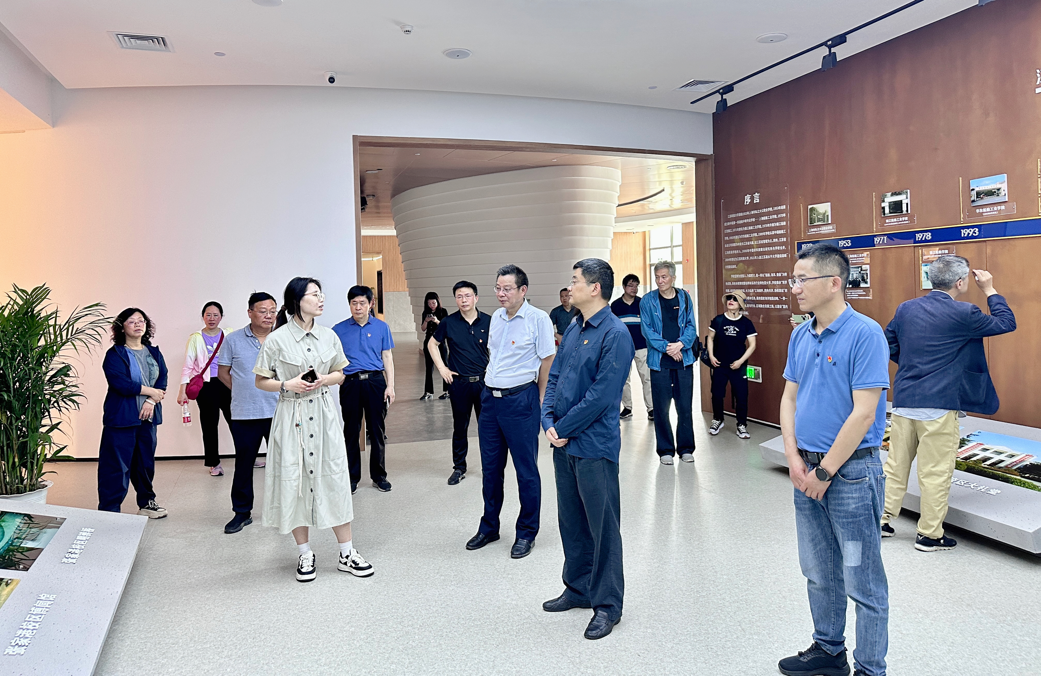 1716774431949511.png 1716774431949511.png